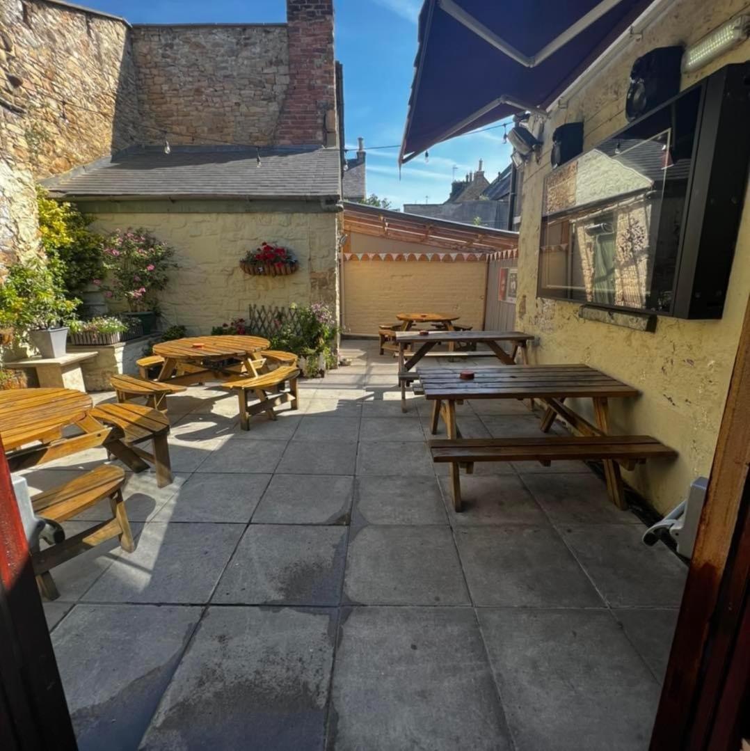 The Cricketers Arms Hotel Barnard Castle Exterior photo